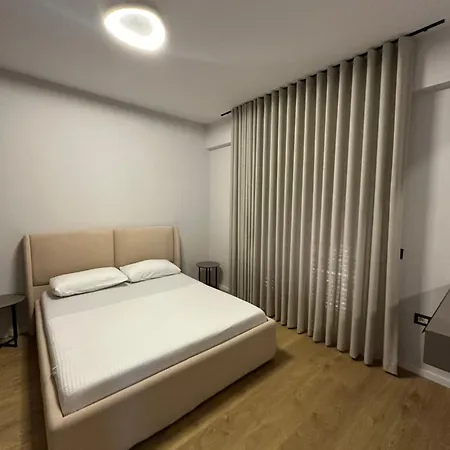 Ima Iner * Vlorë